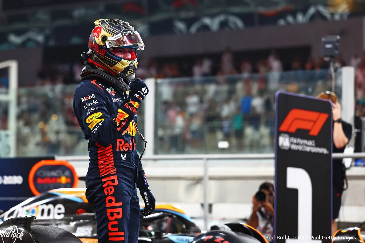 De zaterdag van Verstappen in Abu Dhabi | 'Ik denk dat je je excuses aan  moet bieden' | F1Maximaal.nl