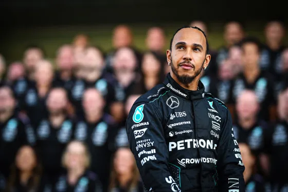 Lewis Hamilton set for his last Formula 1 race at Mercedes before leaving  for Ferrari