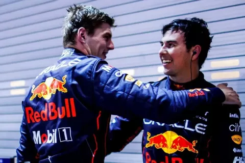 Ini Alasan Sergio Perez Alami Kesenjangan Performa dengan Max Verstappen