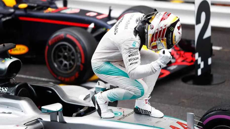 Lewis Hamilton Bags US Grand Prix | F1 News : Playsports88