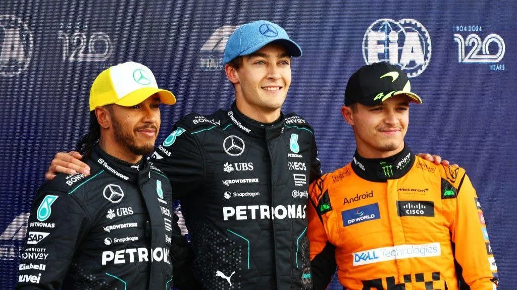 George Russell takes British GP pole from Lewis Hamilton & Norris - BBC  Sport