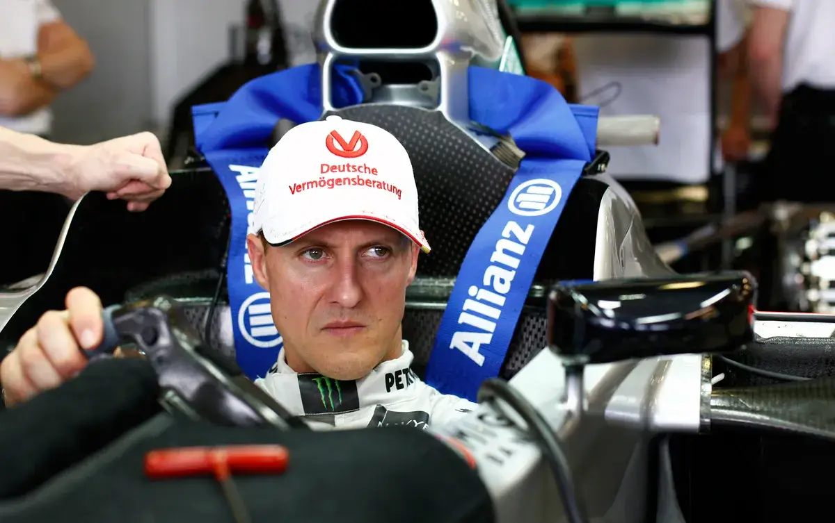 Michael Schumacher Announces Second F1 Retirement