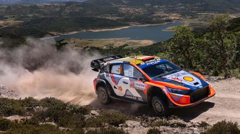 WRC veteran questions Thierry Neuville's actions - RallyJournal.com